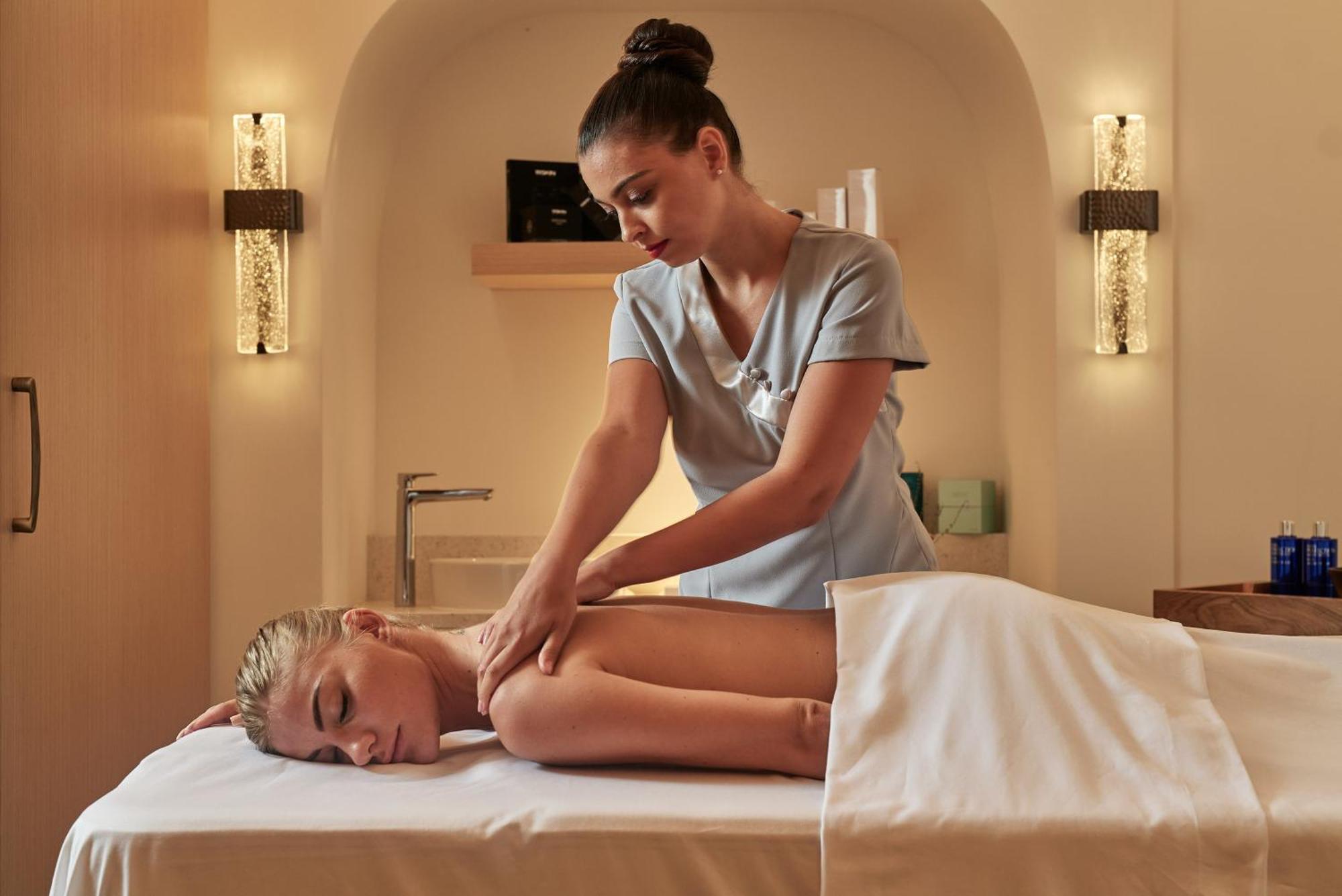 City Of Dreams Mediterranean - Integrated Resort, Casino & Entertainment 레메소스 외부 사진 Massage