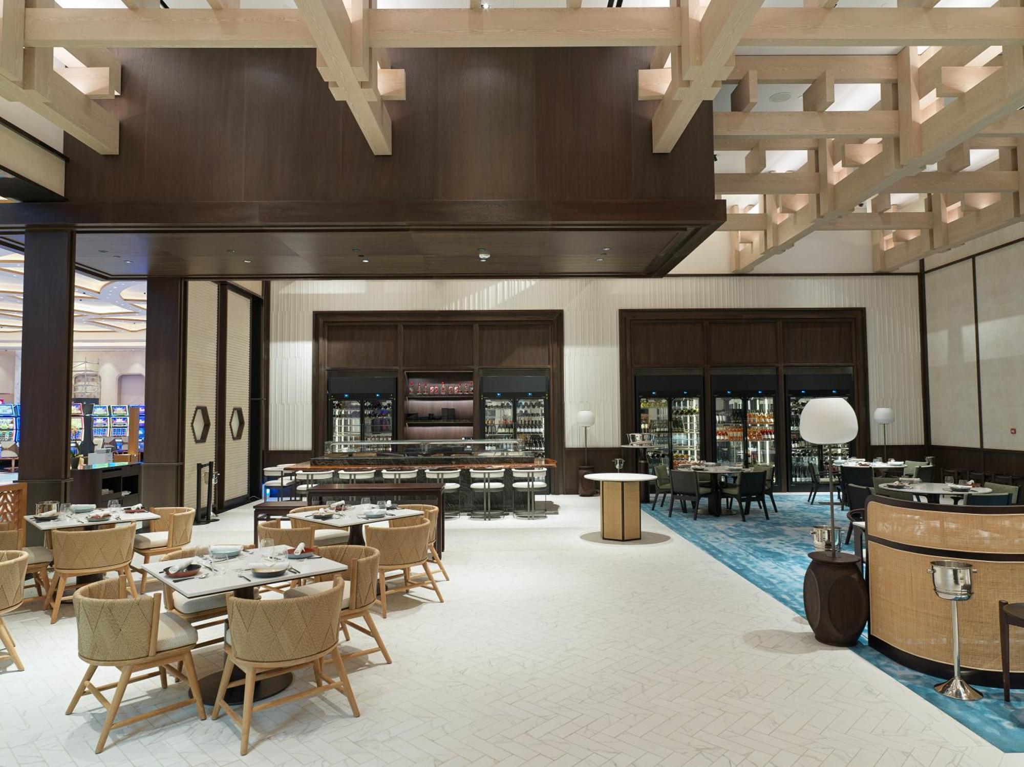 City Of Dreams Mediterranean - Integrated Resort, Casino & Entertainment 레메소스 외부 사진 The interior of the lounge