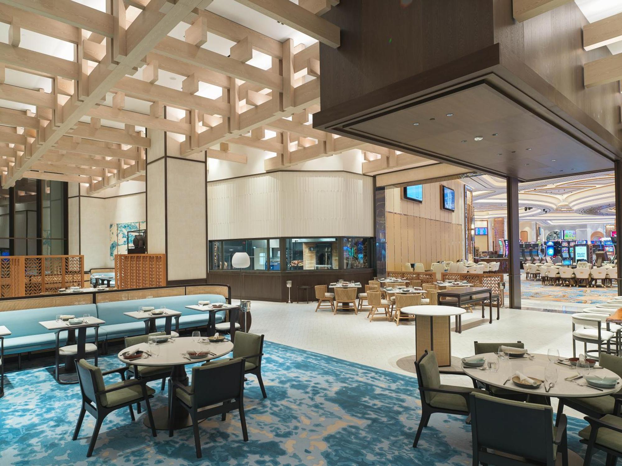 City Of Dreams Mediterranean - Integrated Resort, Casino & Entertainment 레메소스 외부 사진 The interior of the dining room at the MGM Resorts in National Harbor, Maryland