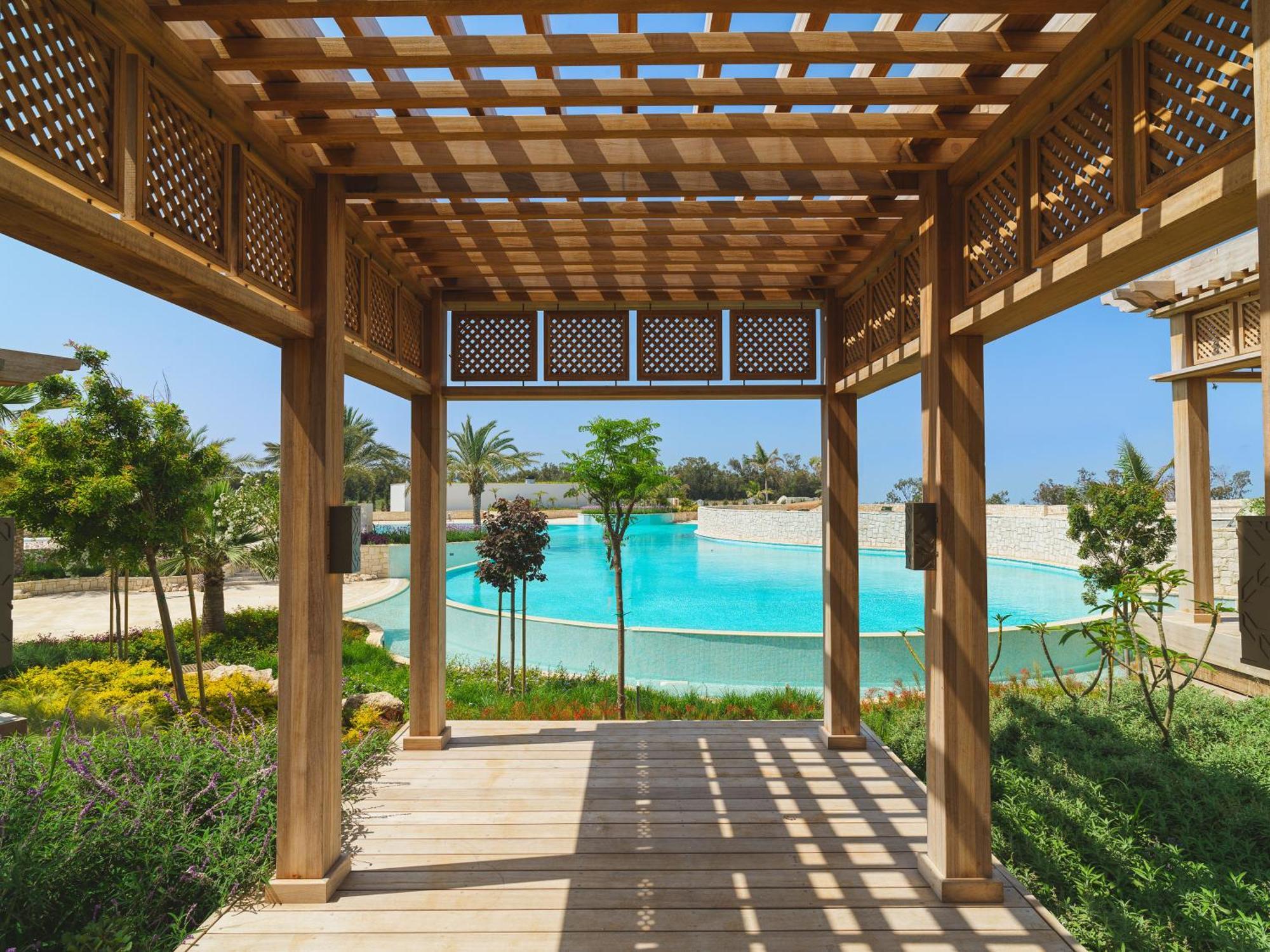 City Of Dreams Mediterranean - Integrated Resort, Casino & Entertainment 레메소스 외부 사진 The Village