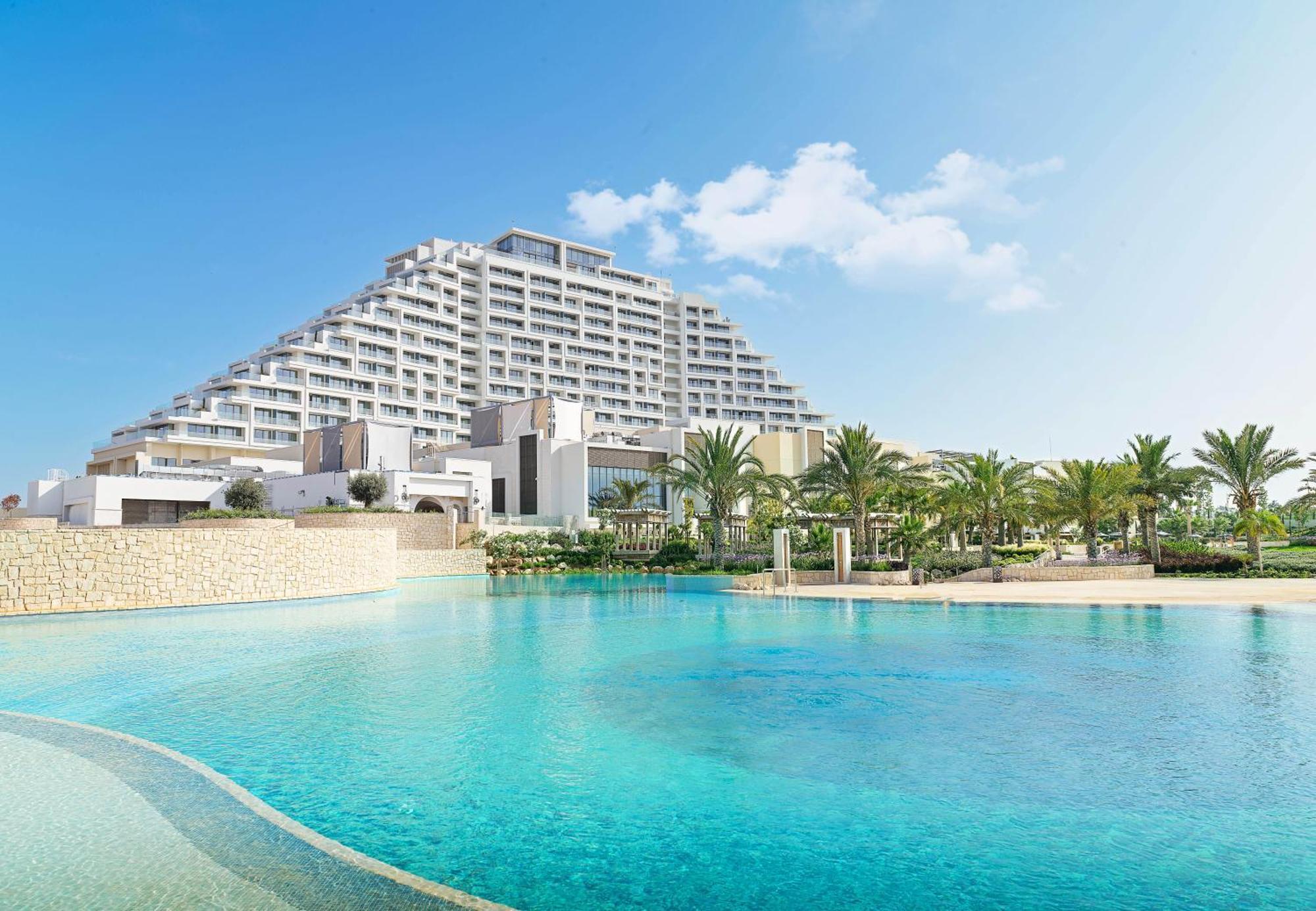 City Of Dreams Mediterranean - Integrated Resort, Casino & Entertainment 레메소스 외부 사진 Hilton Sharm El Sheikh Resort